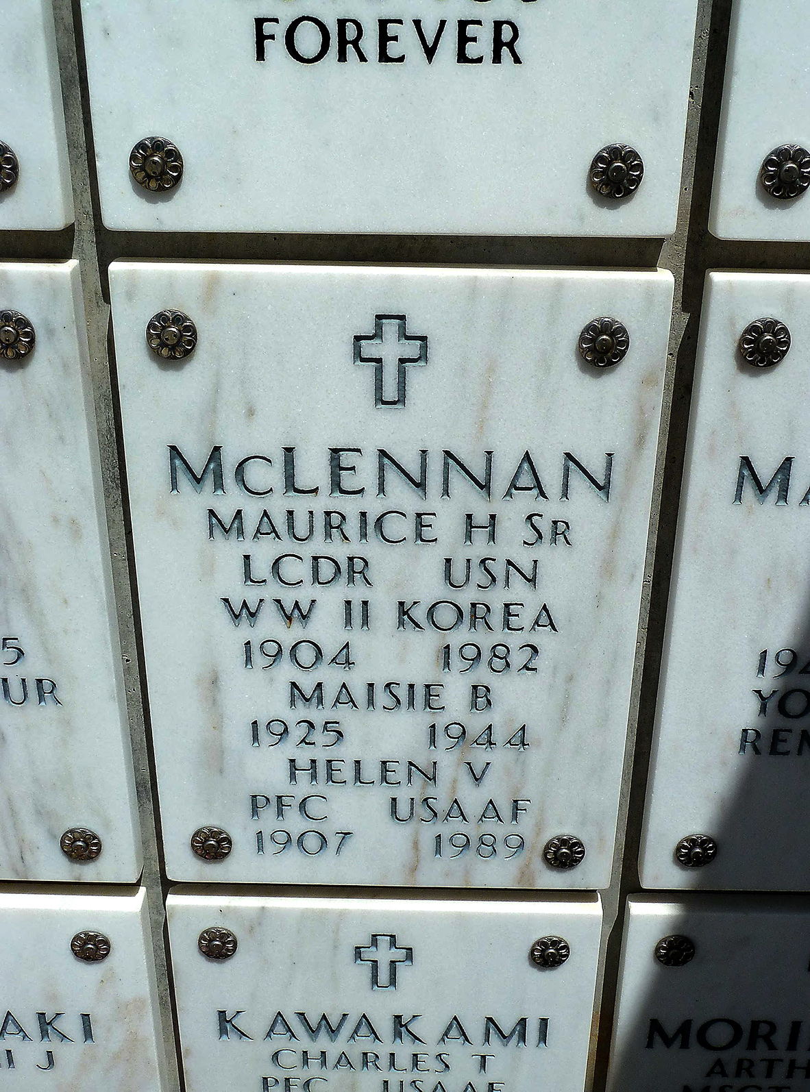Photo of headstones/Maurice H McLennan 1904 - 1982 hdstn Punchbowl cem Hawaii